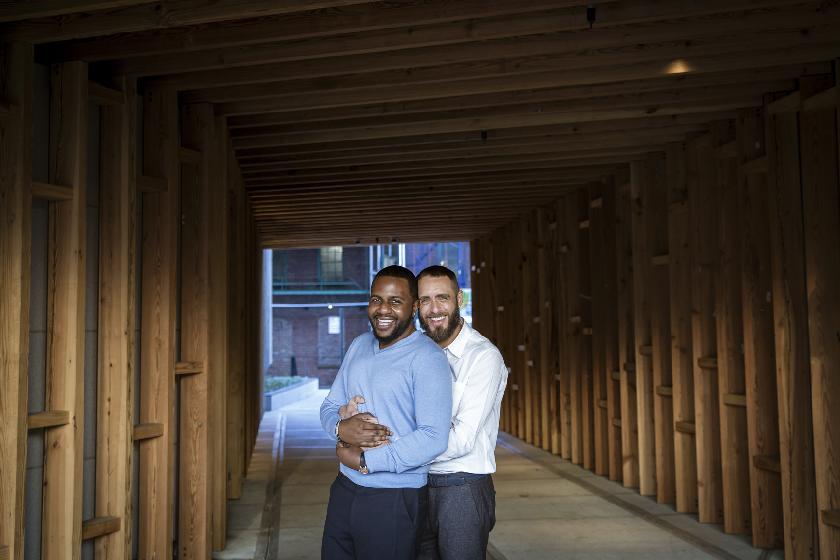 Brooklyn-Dumbo-Engagement-session-same-sex-couple